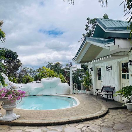 Loreland Farm Resort Antipolo Buitenkant foto